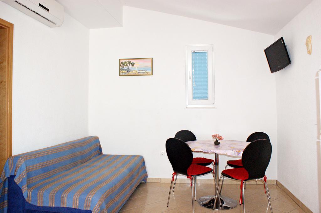 Apartments Kairos - Bili 9 Kaštela Pokoj fotografie