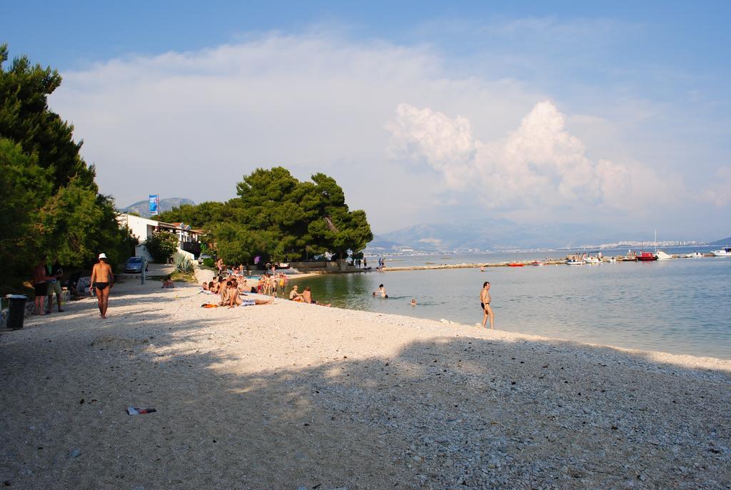 Apartments Kairos - Bili 9 Kaštela Exteriér fotografie